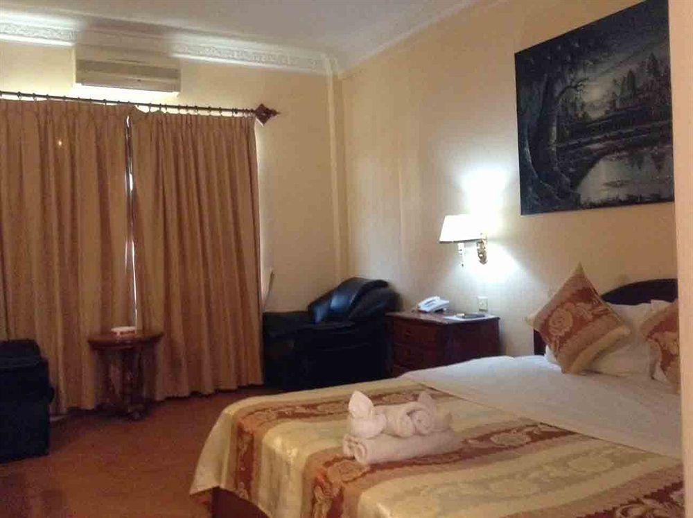 Han Kong Hotel And Restaurant Siem Reap Ngoại thất bức ảnh