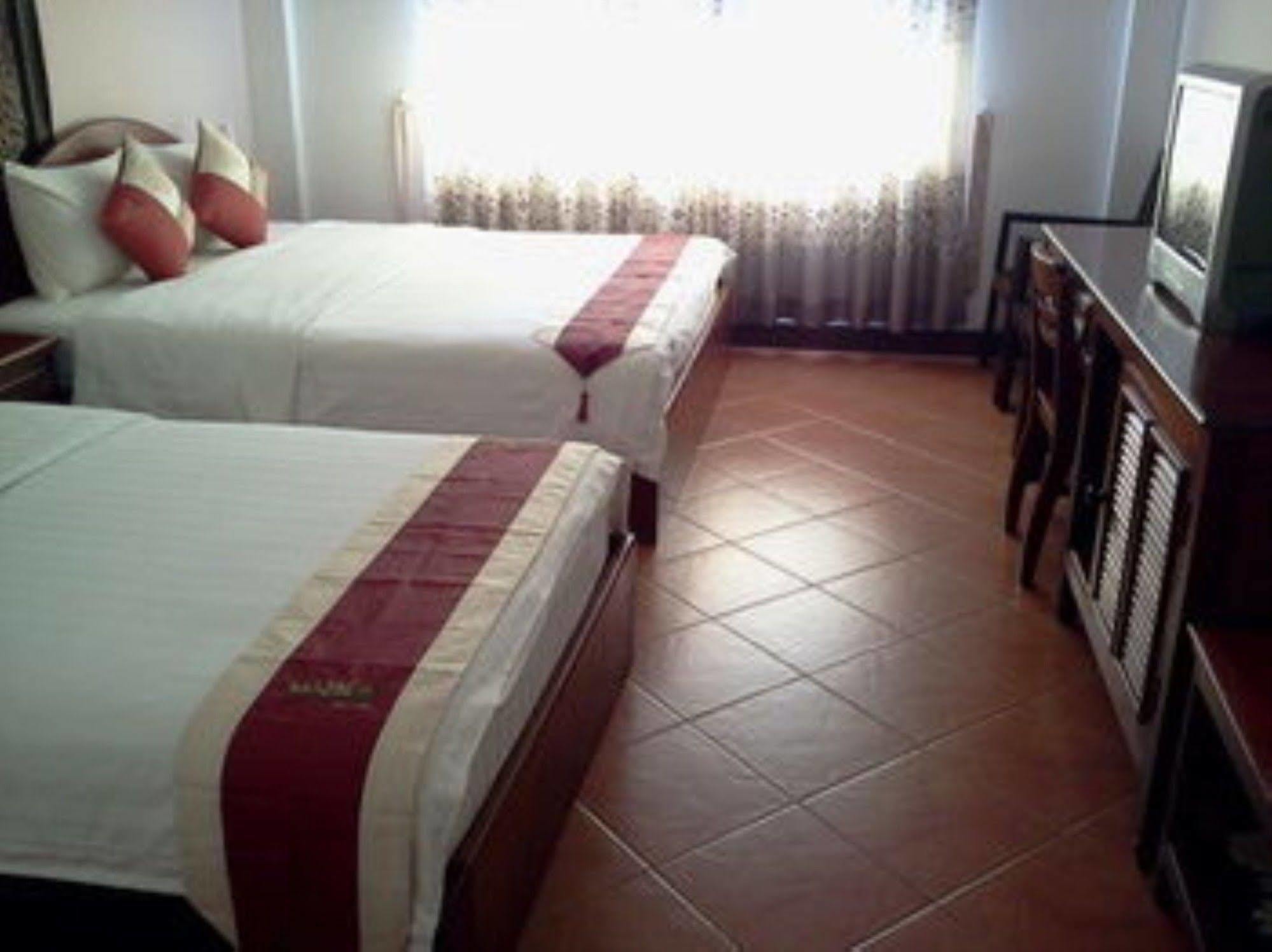 Han Kong Hotel And Restaurant Siem Reap Ngoại thất bức ảnh