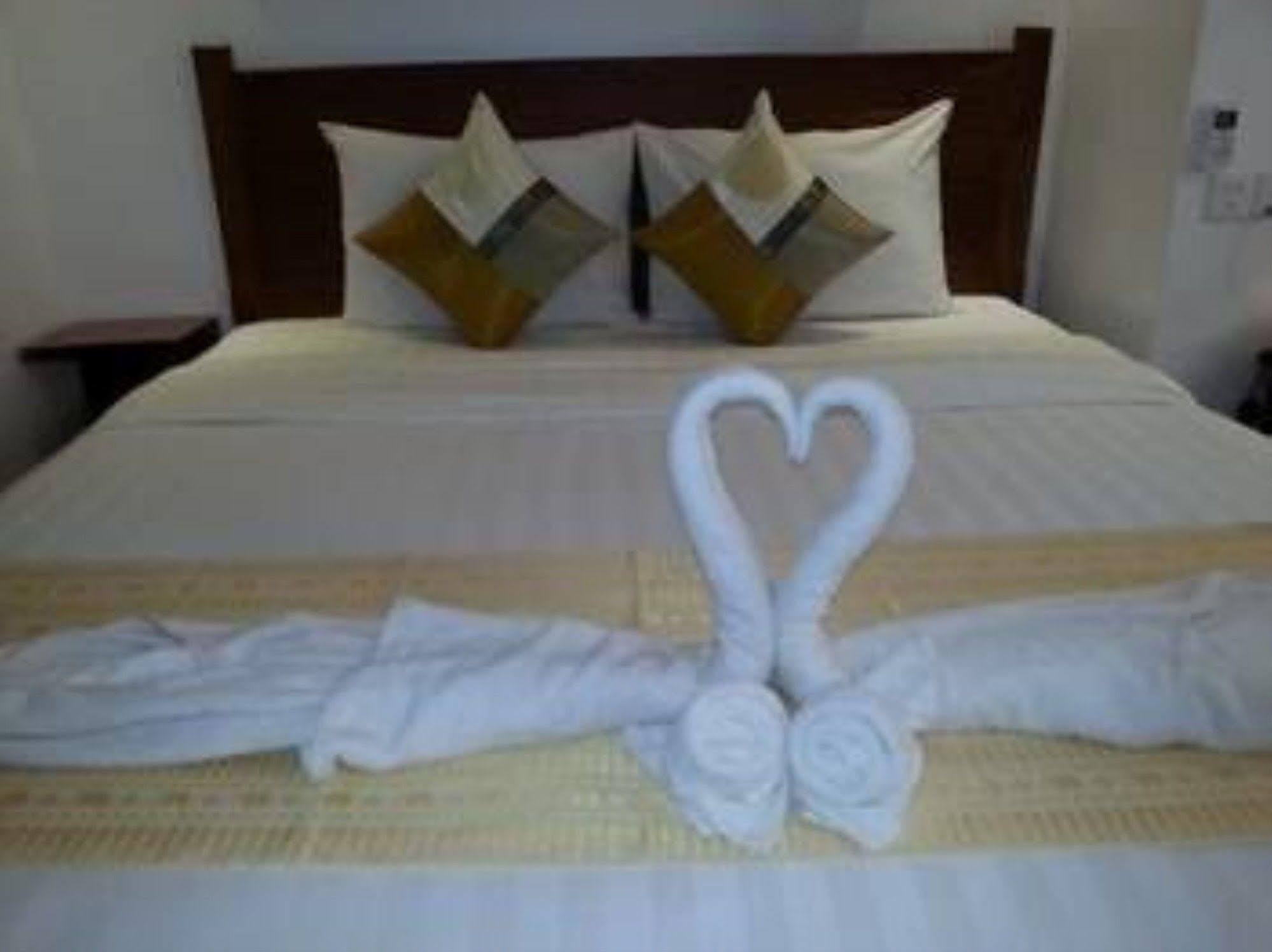 Han Kong Hotel And Restaurant Siem Reap Ngoại thất bức ảnh